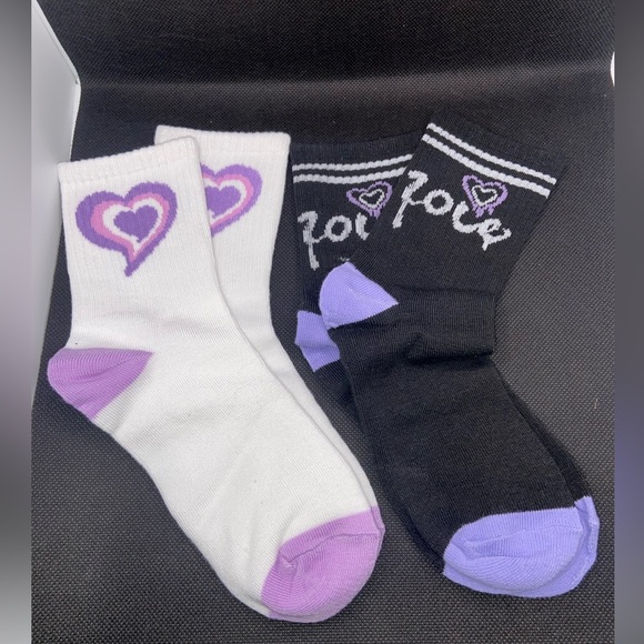 NIP 2 Pack Purple Heart and Love Graphic Socks Set - Picture 3 of 5